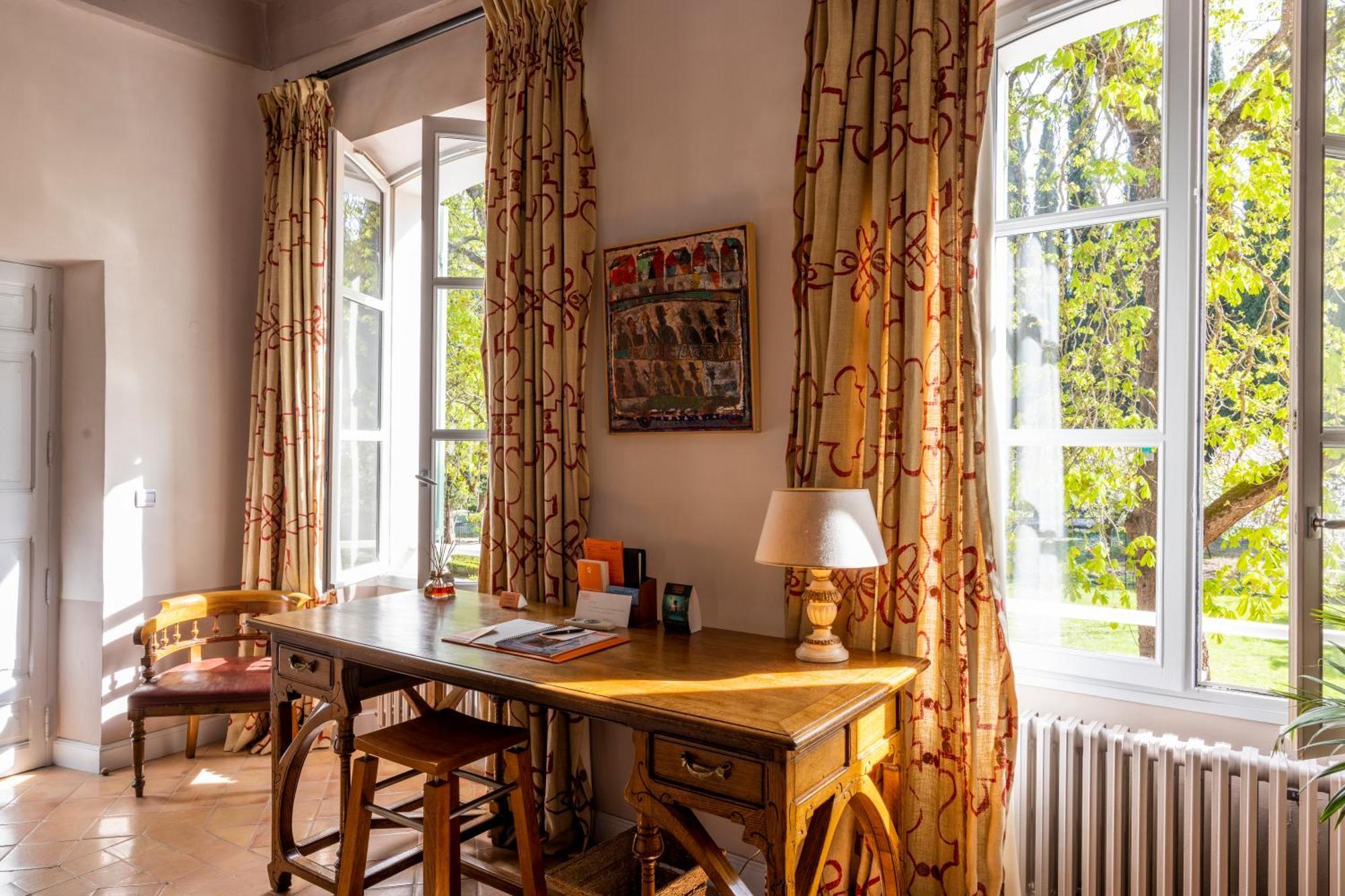 Hostellerie De L'Abbaye De La Celle - Teritoria 布里尼奥勒 外观 照片