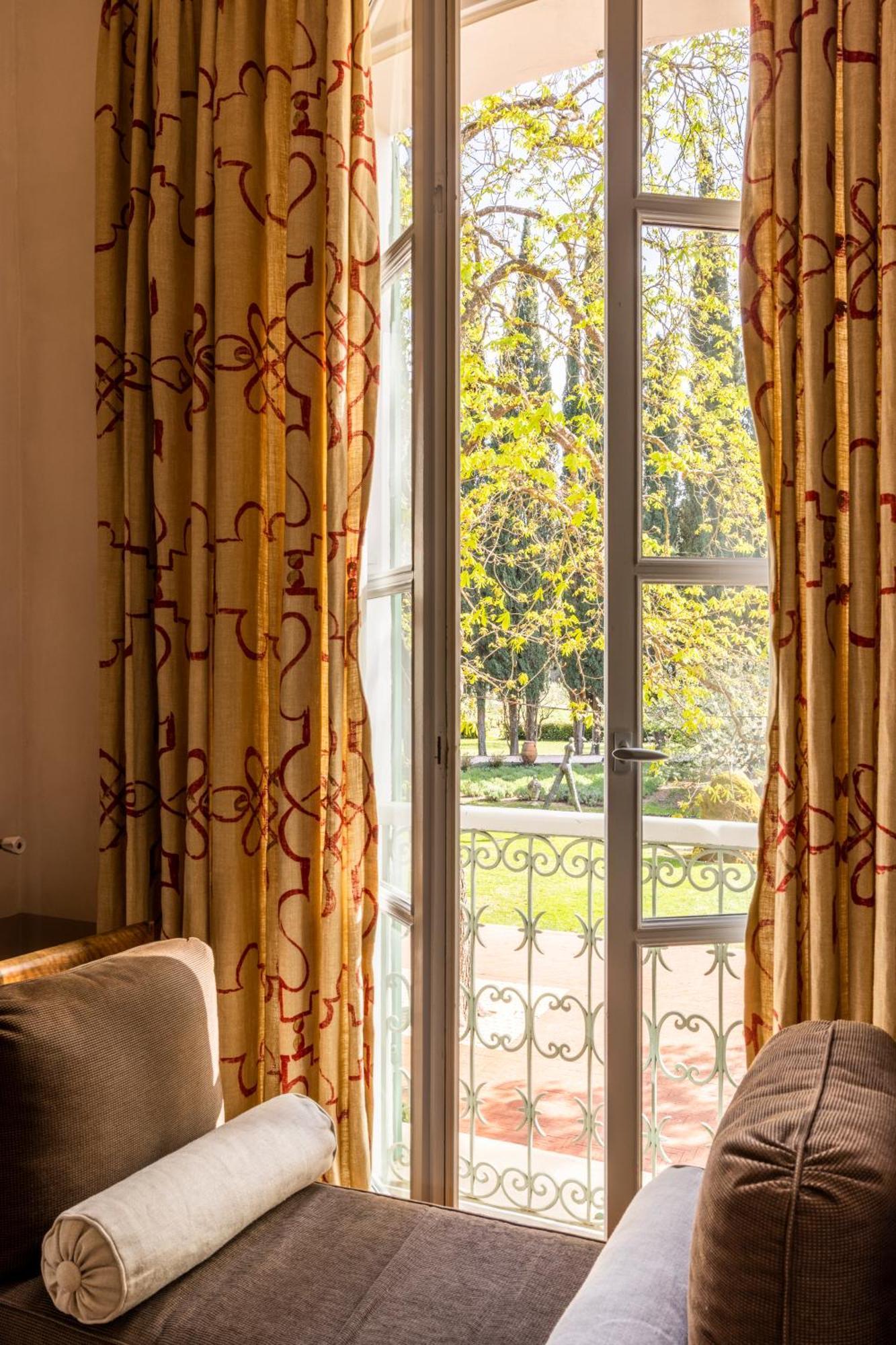 Hostellerie De L'Abbaye De La Celle - Teritoria 布里尼奥勒 外观 照片